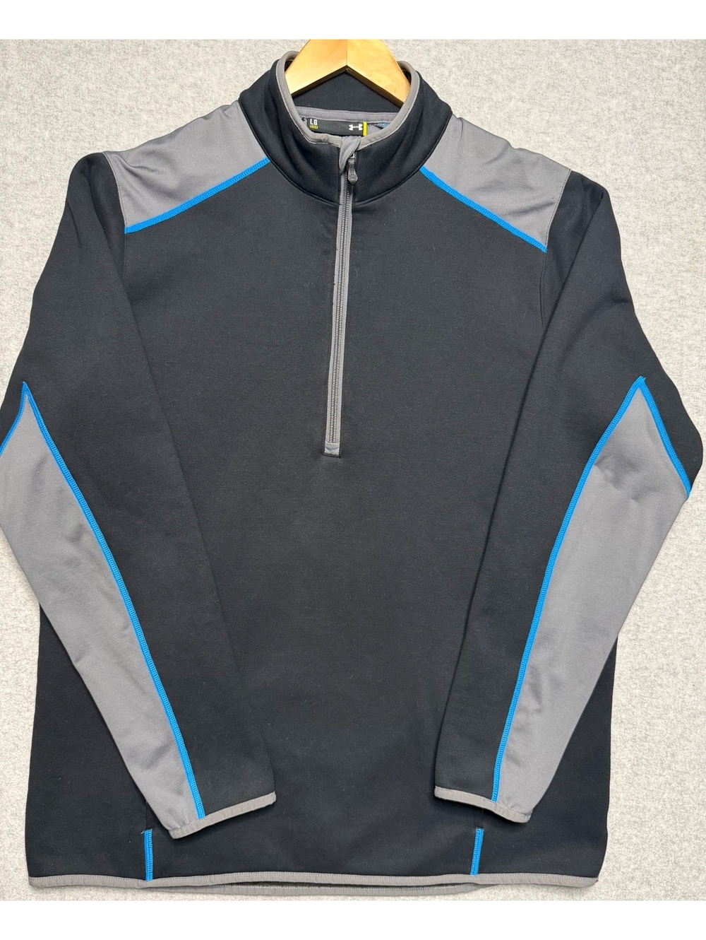 Under Armour Men’s L Thick Fleece Quarter Zip Black Gray Blue Colorblock NWOT
